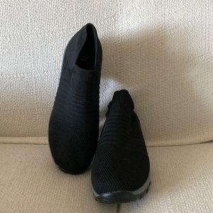 Womens Stretch ribbed block heal slip ins